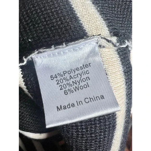 Tuckernuck Lauren Cardigan Size Small Black White Striped V Neck Sweater - Picture 6 of 7